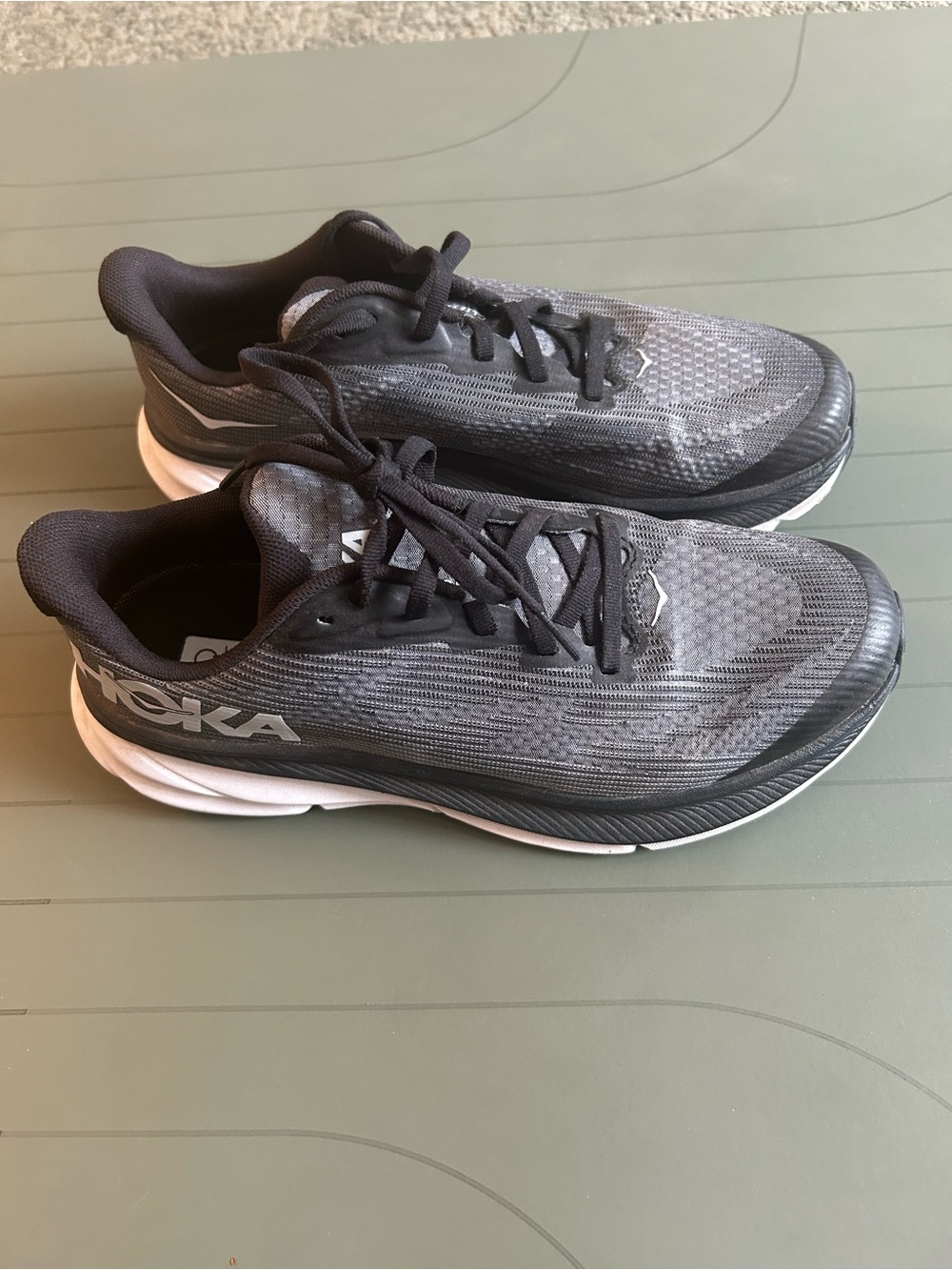 Hoka Clifton 9 Black Gray Running Shoes